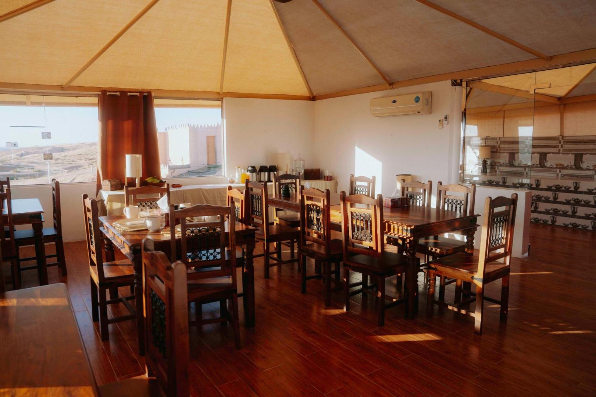 Silent Dunes Camp